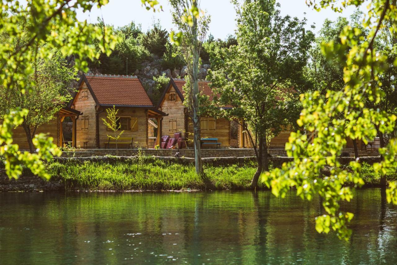 River Huts Zrmanja Оброваць Екстер'єр фото